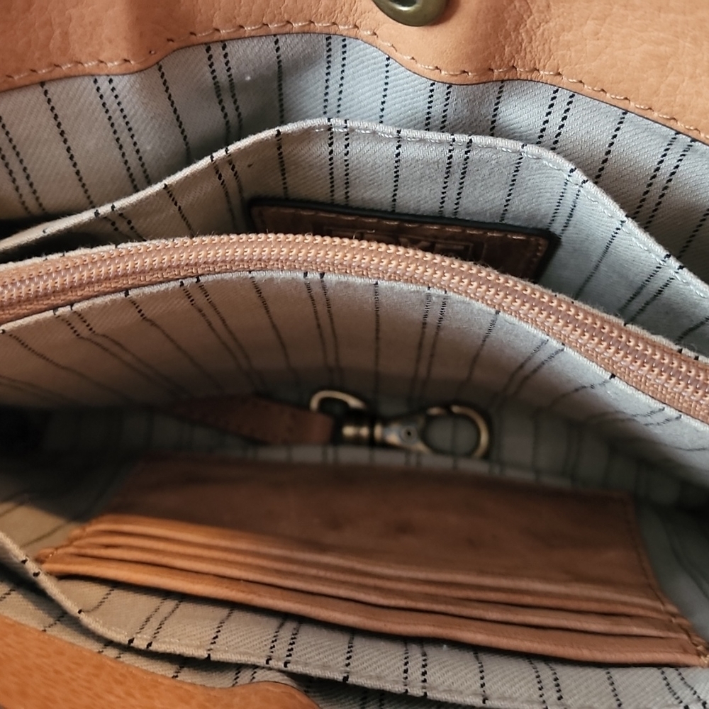 Frye Tan Leather Crossbody Bag - Picture 12 of 14